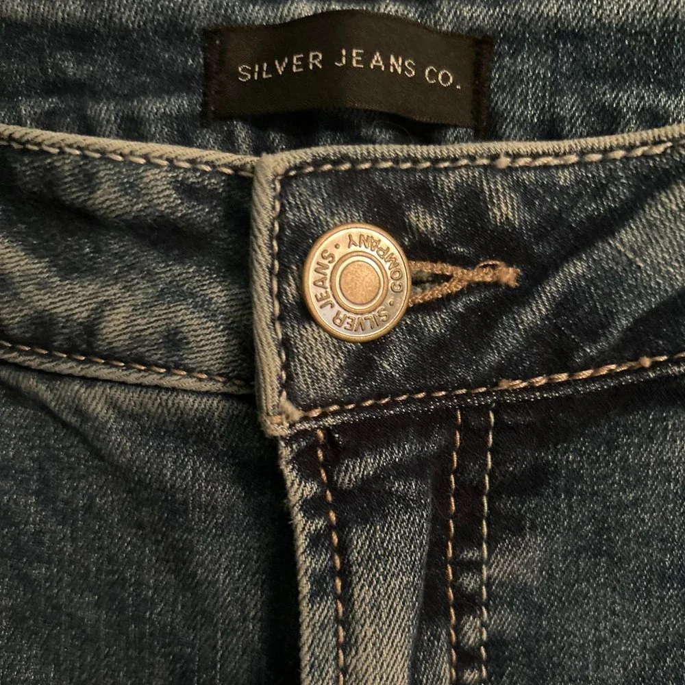 Silver Jeans Co. Suki Skinny Jeans Size 34W x 29L - Picture 3 of 6
